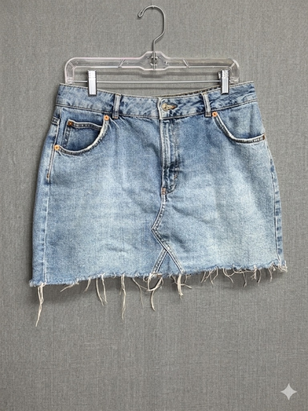 Topshop MOTO Denim Mini Skirt Raw Hem Light Wash